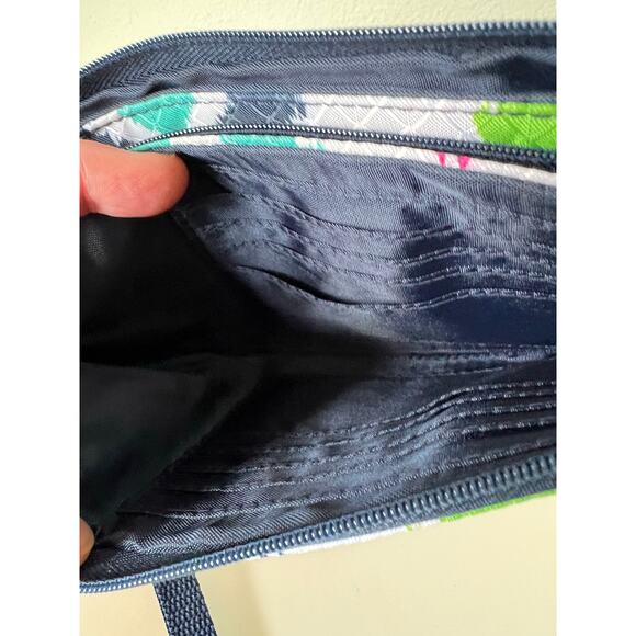 Thirty-One Easy Going Wristlet Candy Diamond Print - Picture 6 of 10